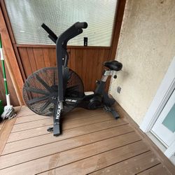 Rogue Echo Air Bike V2… Home Gym Fitness….