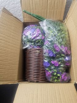 Decorative Flower Basket with 4 pieces Faux Flowers