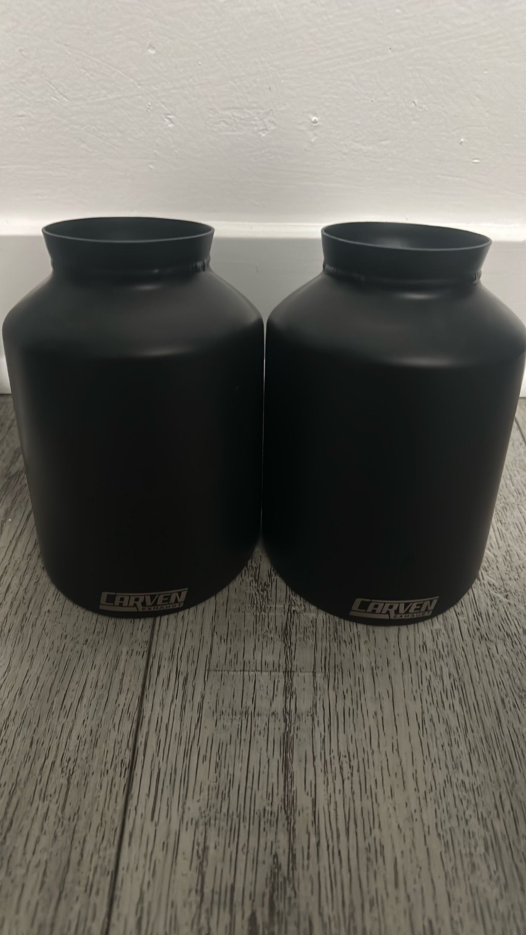 Carven exhaust tips