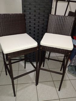 3 Bar stools/Chairs (price is for all three)