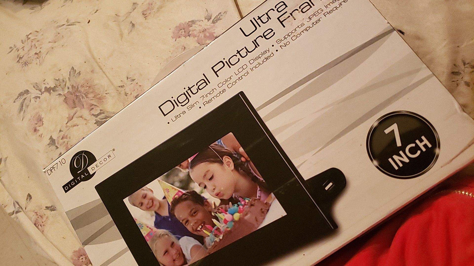 Digital Picture Frame 7 Inch
