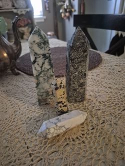 4 Crystal Towers