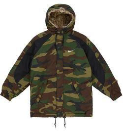 Supreme Nike Faux Fur Reversible Parka Camo (FW26) – Size M