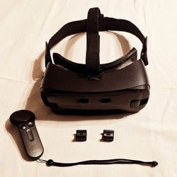 Samsung Gear VR2 with Controller