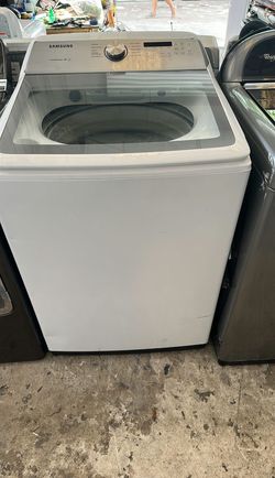 White Samsung Top Load Washer LargeCapacity