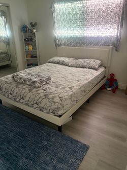 Queen bed
