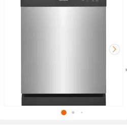 Frigidaire

24 in. Front Control Smart Built-In Tall Tub 62 dBA Dishwasher in Stainless Steel
