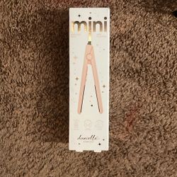Mini Flat Iron 