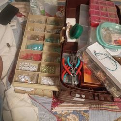 Bead Set And More 