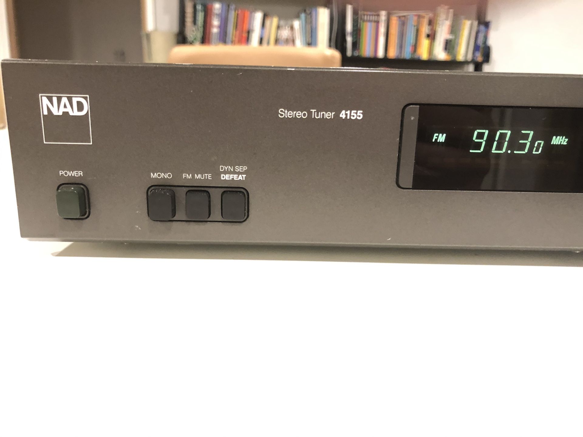 NAD Stereo Tuner 4155