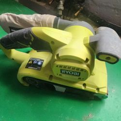 Ryobi BE319 Belt Sander