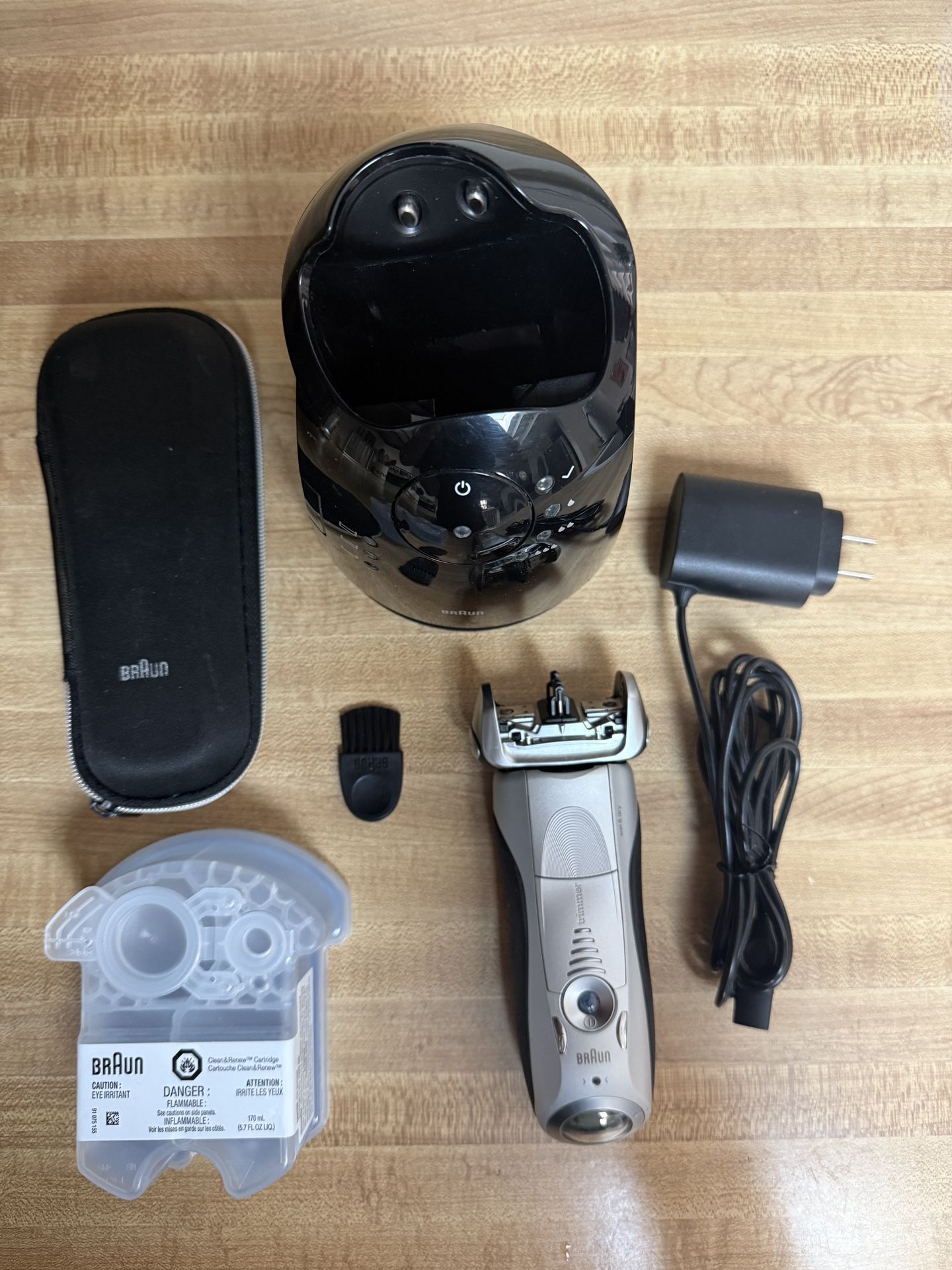 Braun Series 7 Wet Dry Men's Electric Shaver With Clean Station