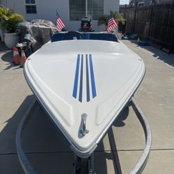 1982 KTC 10 FT MINI SPEED BOAT WITH 6 HP MOTOR & GALVANIZED TRAILER 