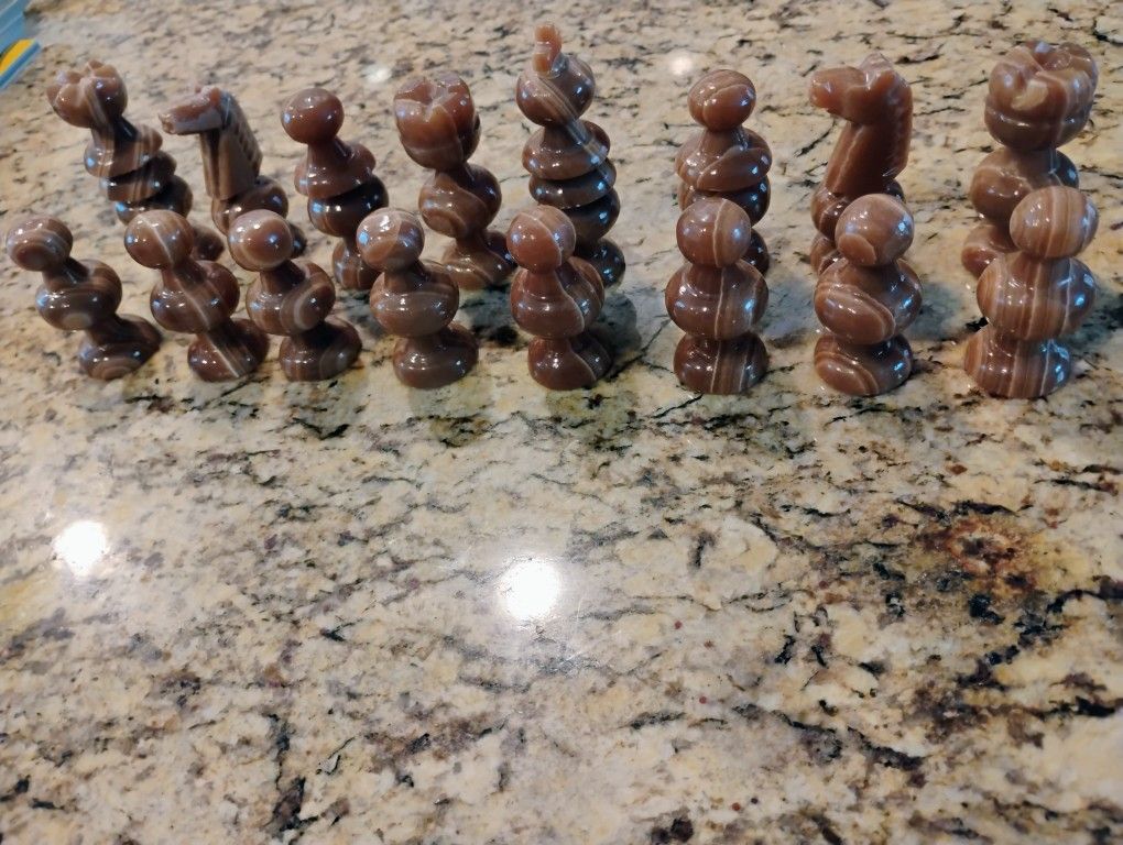 Onyx Stone Chess Pieces