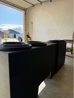 4 8s sub box