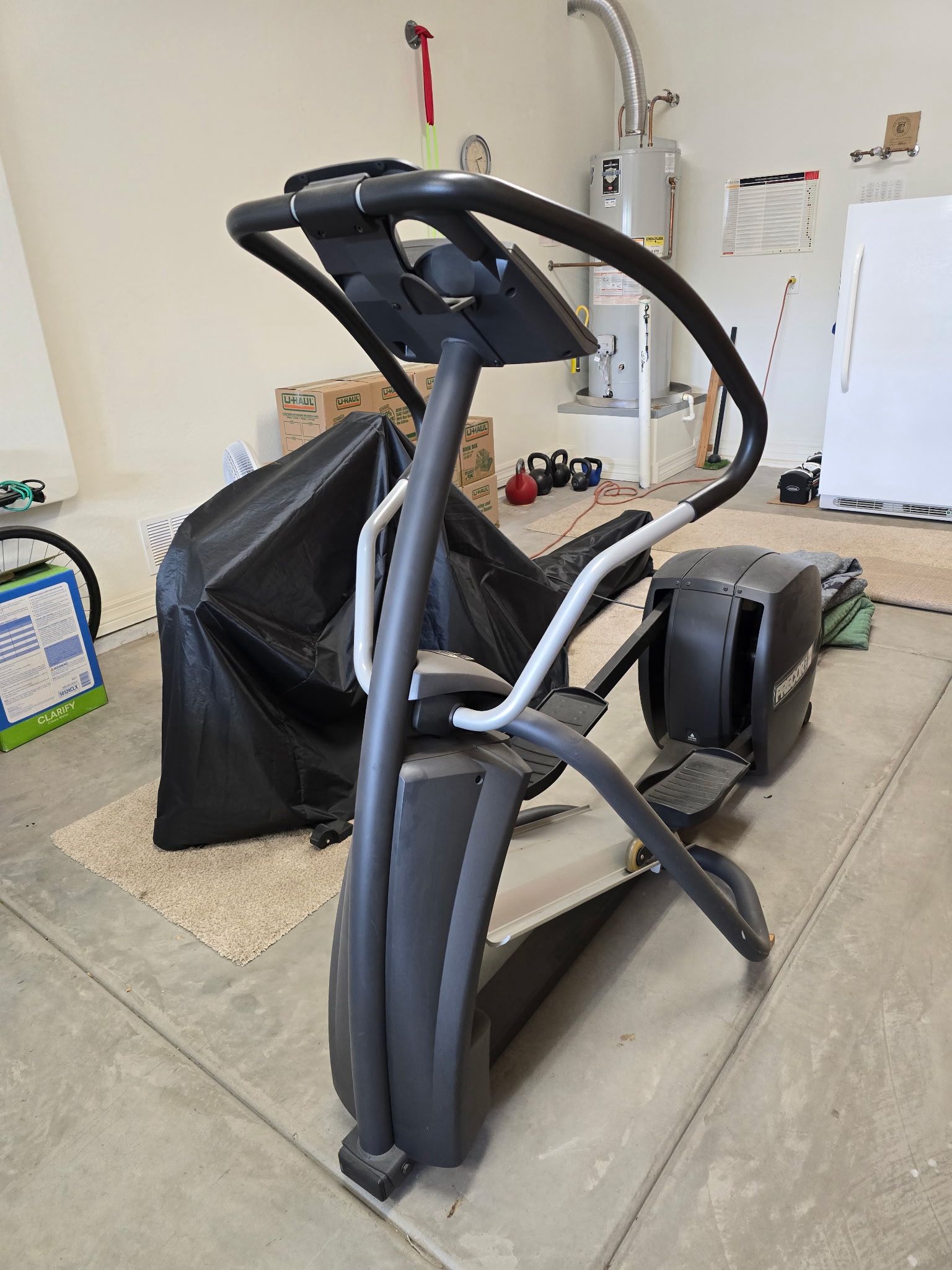 Precor EFX 5.21i Elliptical 