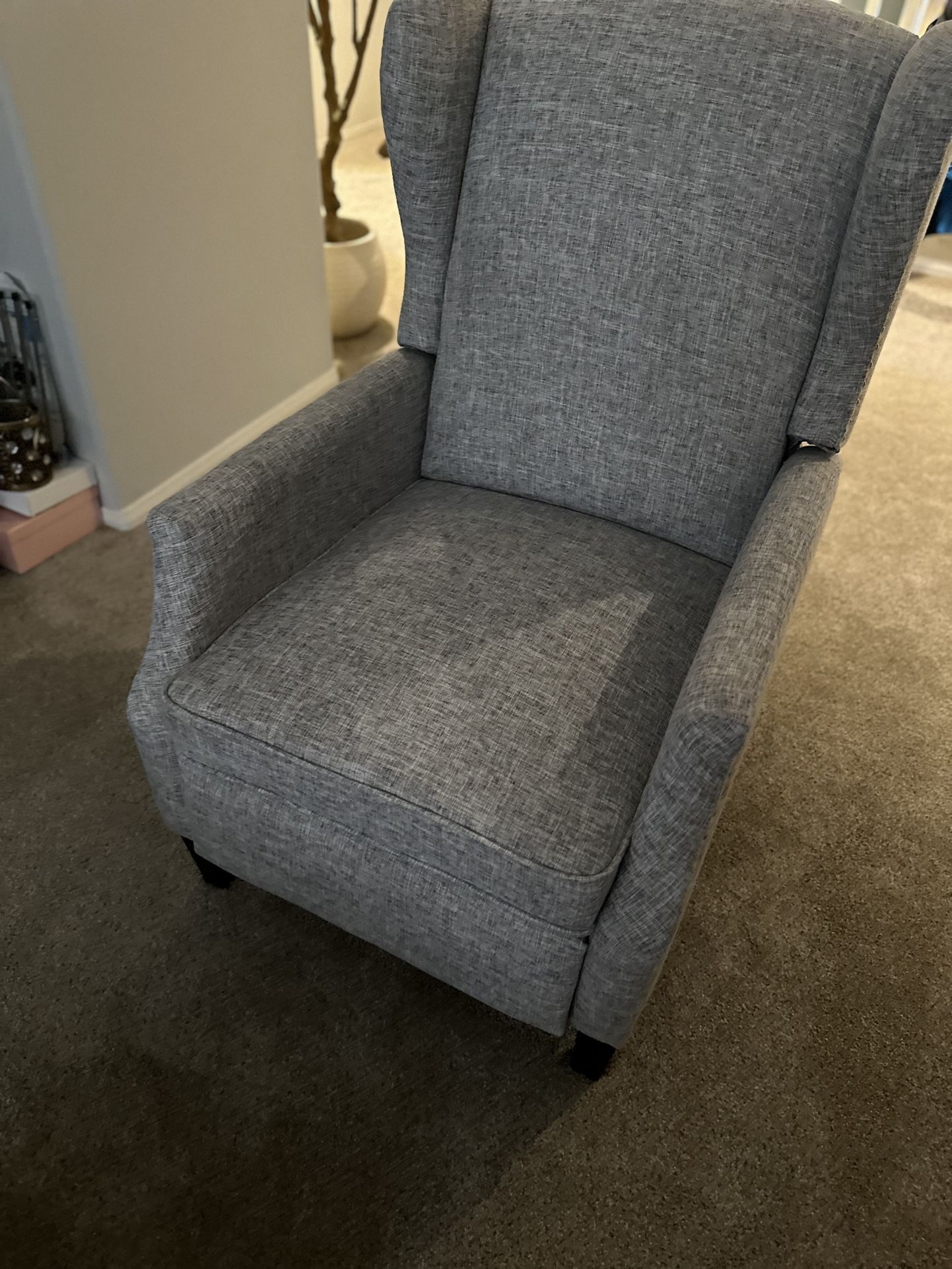 Wingback Recliner Chair/accent chair