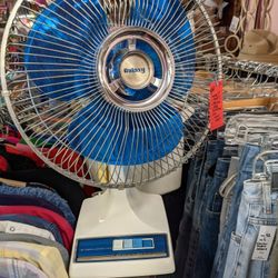 Vintage Galaxy 12" 3 Speed Oscillating Fan
