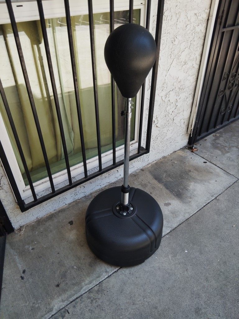 Boxing Bag (Reflex Punching Bag)