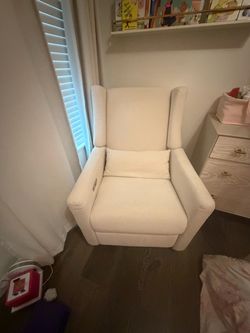 Babyletto Kiwi Recliner & Glider - Nursery Chair