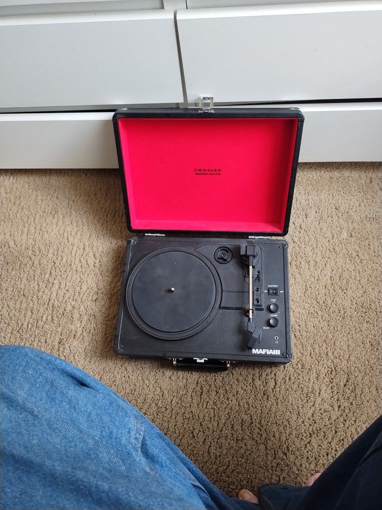 Crosley Mafia 3 Limited Edition Bluetooth 3in1 Record Player