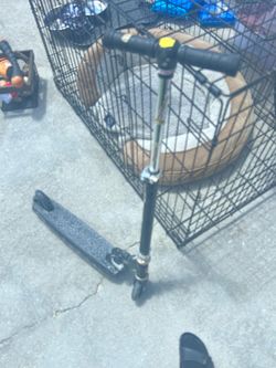 🛴 Manual Kick Scooter