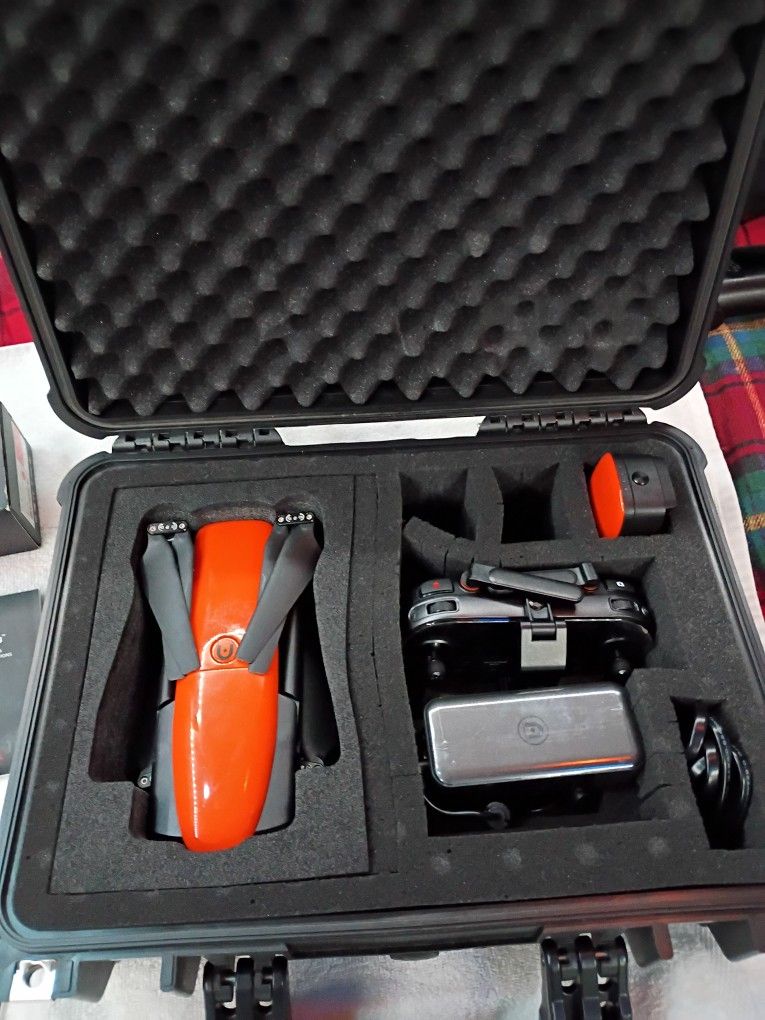 Autel Evo 4k Drone With Digital Display Remote Controller