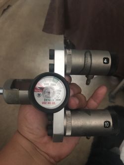 Oxygen gage regulator. Good condition