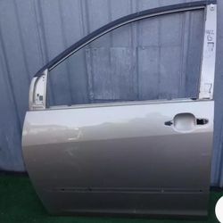 Toyota Siena 2004 To 2010 Driver Side Window Glass