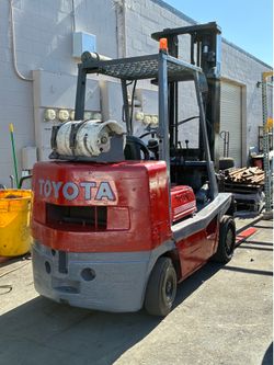 Toyota Forklift 6500lb