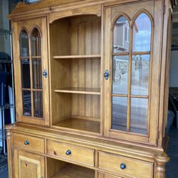 solid wood display cabinet with bookshelves and storage (hutch)