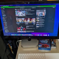 Apple 27" Thunderbolt Display Monitor