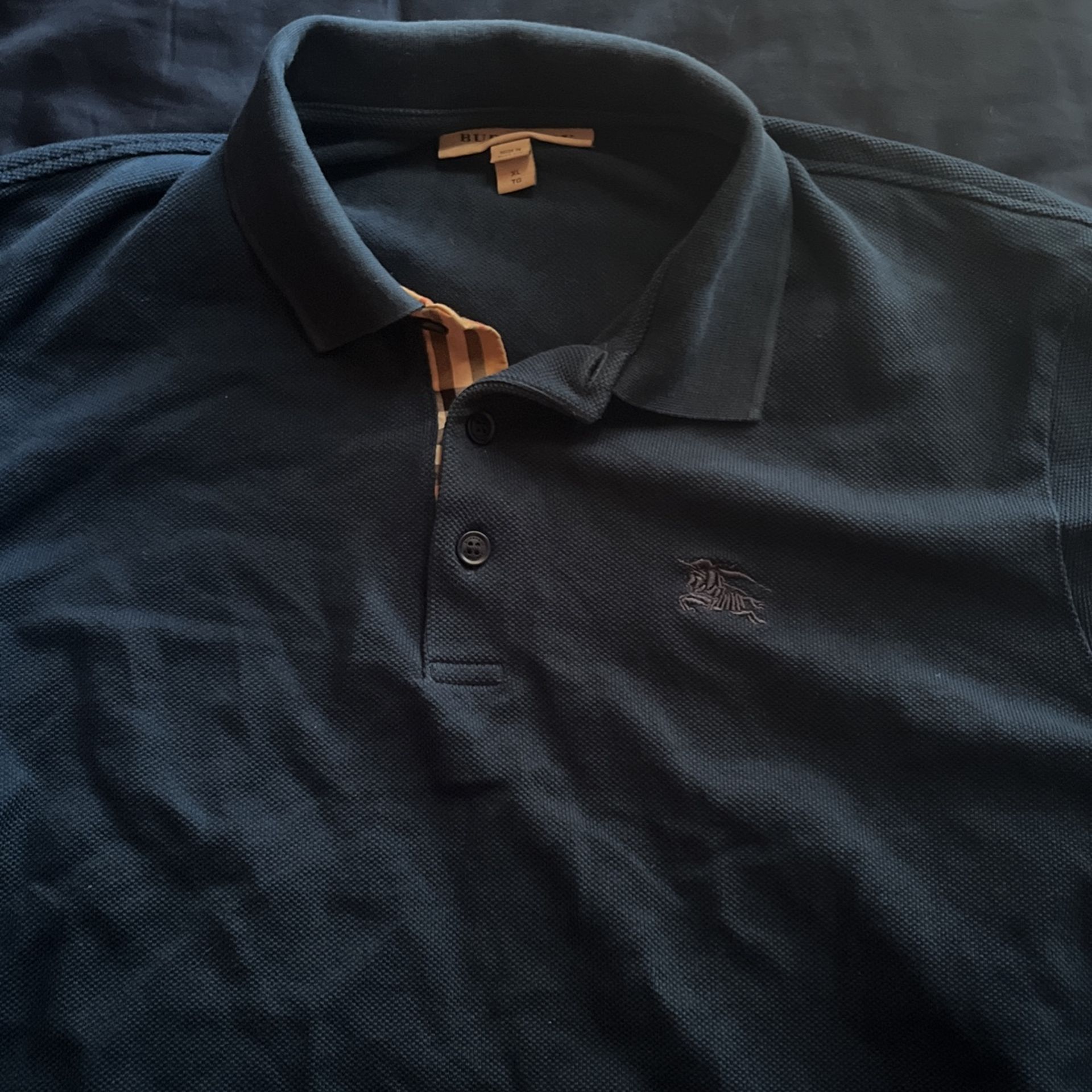 Burberry polo