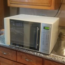 Emerson Microwave 