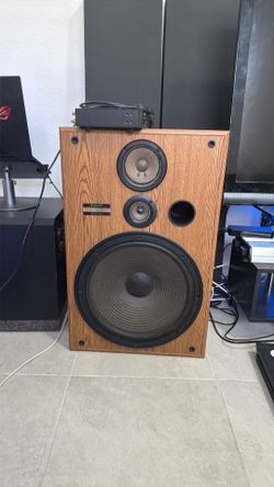 Pioneer 3 way speakers cs-g404