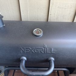 Charcoal BBQ Smoker / Grill  - Excellent condition