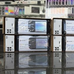 Valve Steam Deck OLED (512GB & 1TB ) In Stock ((Take It Home In Payments/ llévatelo a casa en pagos) 