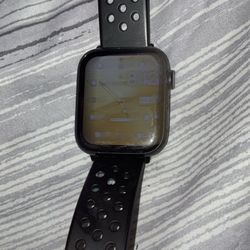 Apple Watch Se Reg 200 To 300