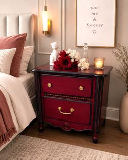 Gorgeous Vintage French Provincial Nightstand