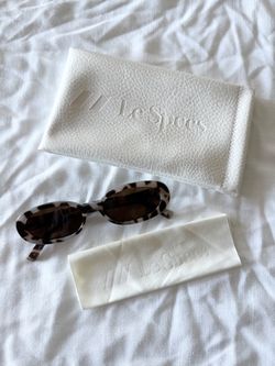 NWT • Le Specs Tortoise Shell 90s Oval Sunglasses