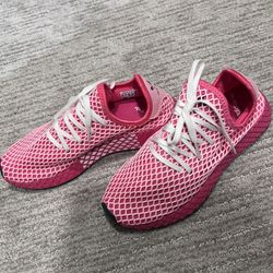 Adidas kid size 5.5/38