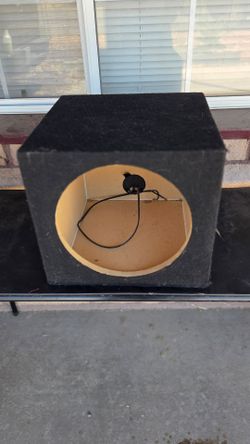 12in speaker box