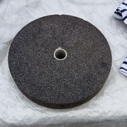 12 INCH DIAMETER 1 FT GRINDSTONE FOR GRINDING BLADES AND OTHER IRON, METAL OR STEEL. BLADE SHARPENER BLADE STONE SWORD STONE SWORD GRINDER