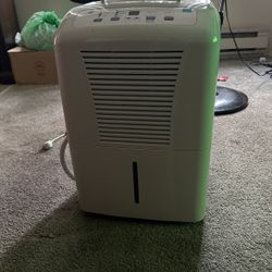 Dehumidifier 