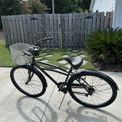 Schwinn Midway Beach Cruiser bike 29”. Gently used. Comfort seat. 7 speed bicycle. Shimano gears