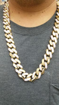 10k Gold Cuban Link Chain CZ stones high quality 99 grams 19 mm 28 inch long