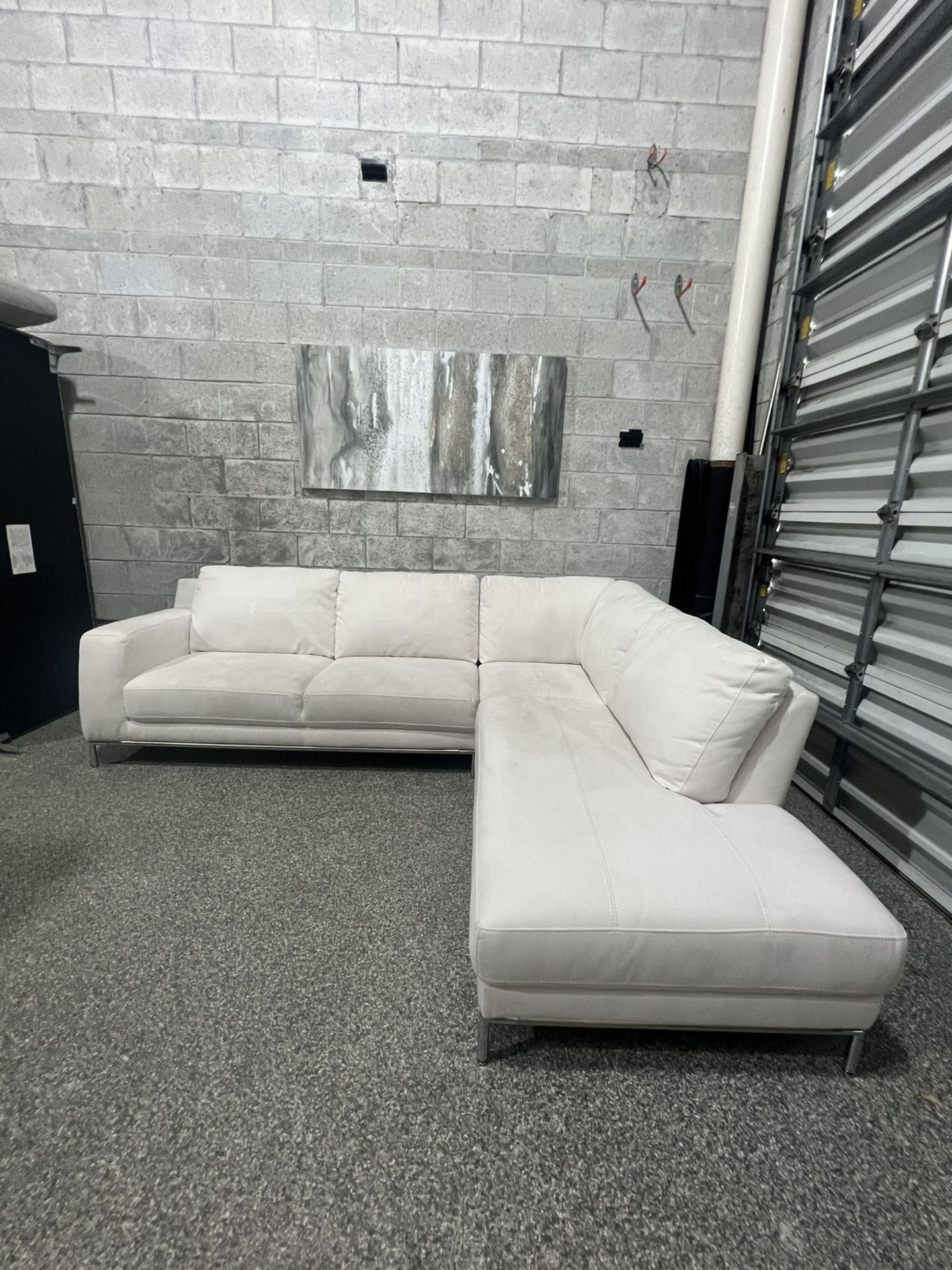 White Microfiber Sectional (Delivery Available)