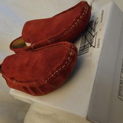 Men's Size 9.5 Red Suede Driver's Shoe
