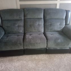 3 Seat Recliner Couch Mint Condition 