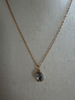 Vintage Gold Chain Necklace with Crystal Pendant and matching stud earrings